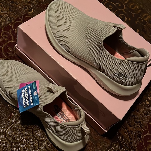 Skechers Air Cooled Memory Foam Slip On - Picture 3 of 7